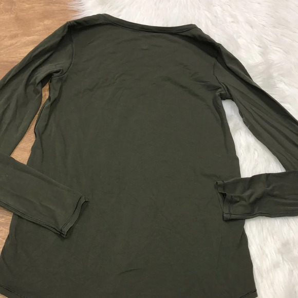 Lululemon small olive green open front fitness top - Picture 5 of 6